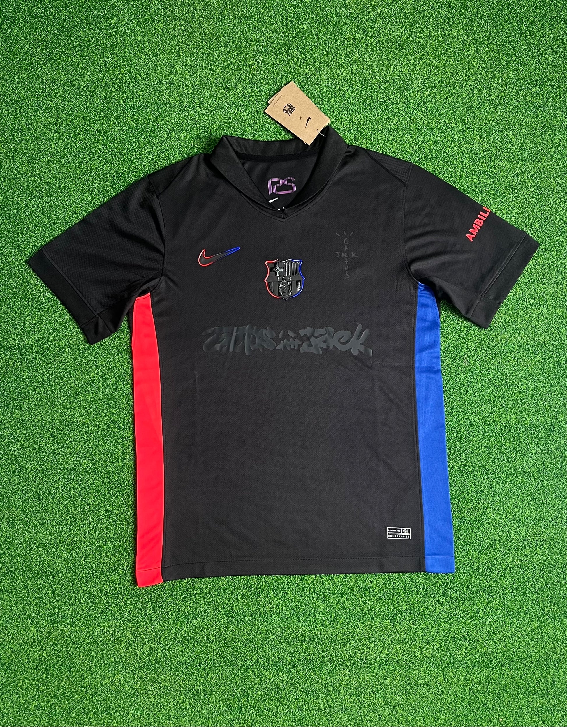 Barcelona 2024/2025 – Music Edition Black & Gray (Clásico Travis Scott)